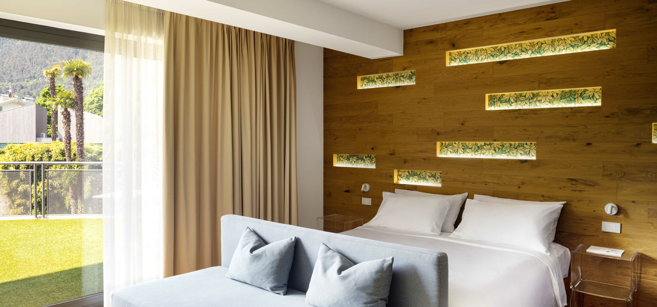 Oasi Junior Suite - Think of an oasis where you can feel well: through design, every detail in this suite tells the story of the Astoria Resort park