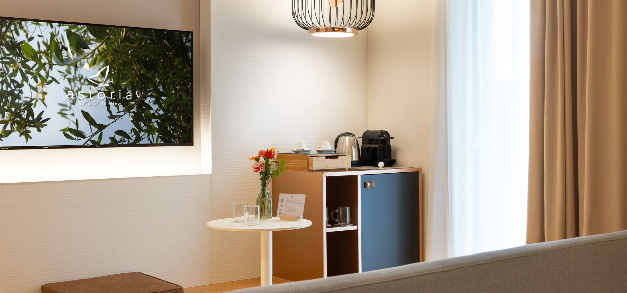 Oasi Junior Suite - Think of an oasis where you can feel well: through design, every detail in this suite tells the story of the Astoria Resort park